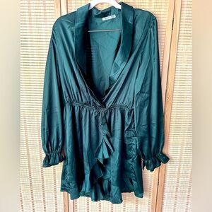 SIZE L CUPSHE Elegant Green Satin Women's ROMPER   EXCELLENT CONDITION